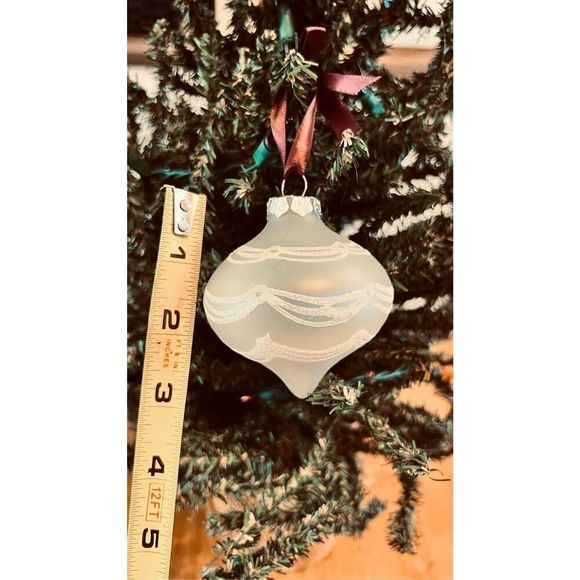 Hand Blown Glass Onion Shaped Christmas Tree Ornament Vinatge - Picture 4 of 4